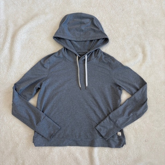 Vuori Tops - Vuori Halo Essential Hoodie Women's M heathered Blue gray Supersoft Pullover